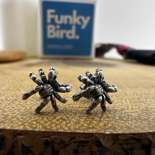 Edgy Earrings, Spider Earrings - Silver Earrings, Spider Stud Earrings, Spider jewellery, Stud Earrings, Studs for Men, Gothic, A367